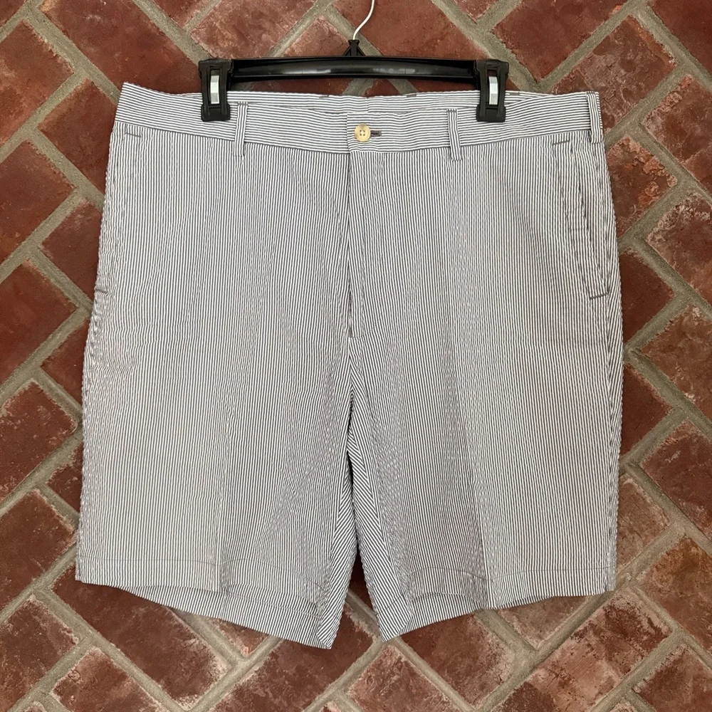 Peter‎ Millar Featherweight Seersucker Golf Shorts Men’s Size 36 Blue Striped